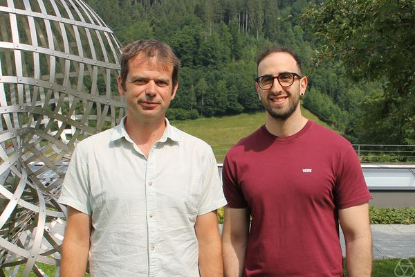 Mark Veraar, Antonio Agresti