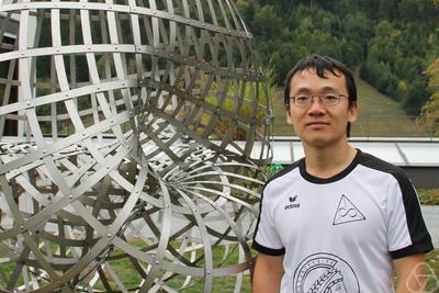 Jiajun Shi