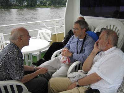 Walter David Neumann, Jonathan Wahl, Joachim Heinze